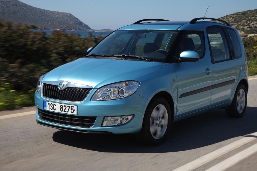 Skoda Roomster 2010 года  (фото 20 из 46)
